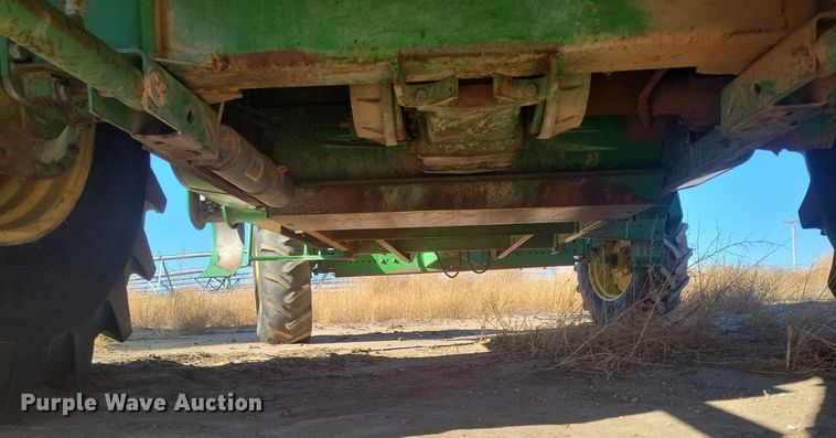 image for item LG9391 1987 John Deere 7720 Titan II  combine