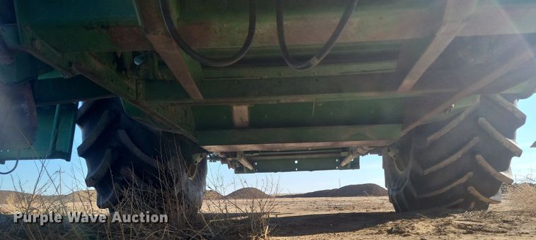 image for item LG9391 1987 John Deere 7720 Titan II  combine