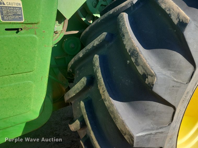 image for item LG9391 1987 John Deere 7720 Titan II  combine