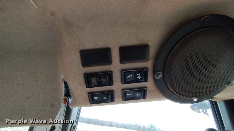 image for item LK9407 2014 Kubota M108S  MFWD tractor