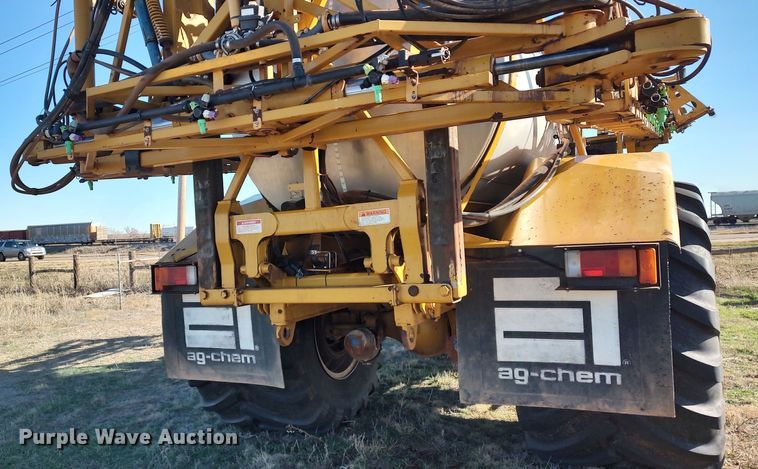 image for item LK9436 2010 Ag-Chem TerraGator 9203  sprayer