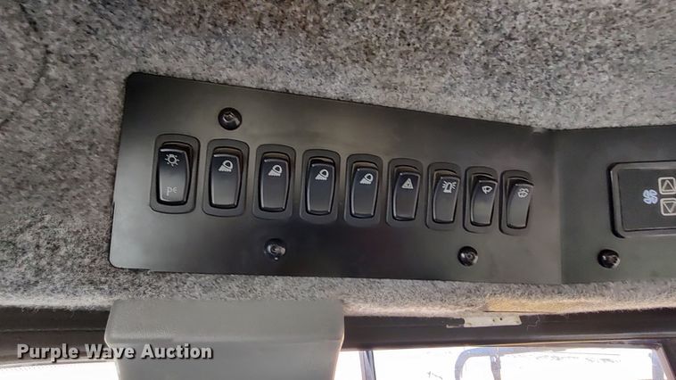 image for item LK9436 2010 Ag-Chem TerraGator 9203  sprayer