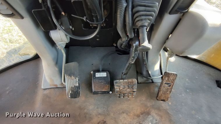 image for item LK9436 2010 Ag-Chem TerraGator 9203  sprayer