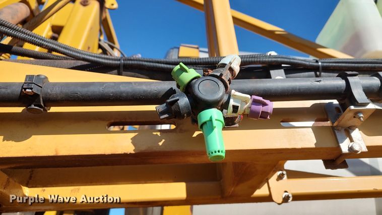 image for item LK9436 2010 Ag-Chem TerraGator 9203  sprayer