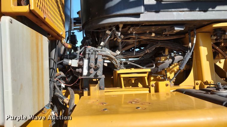 image for item LK9436 2010 Ag-Chem TerraGator 9203  sprayer