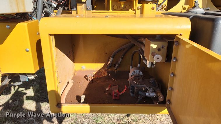 image for item LK9436 2010 Ag-Chem TerraGator 9203  sprayer