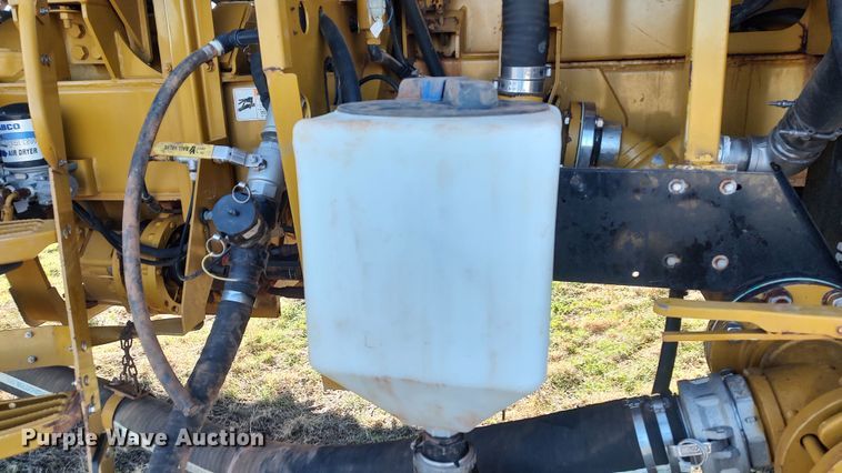 image for item LK9436 2010 Ag-Chem TerraGator 9203  sprayer