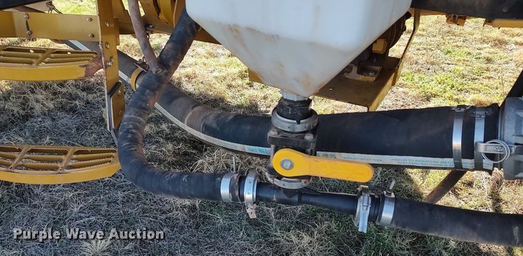 image for item LK9436 2010 Ag-Chem TerraGator 9203  sprayer