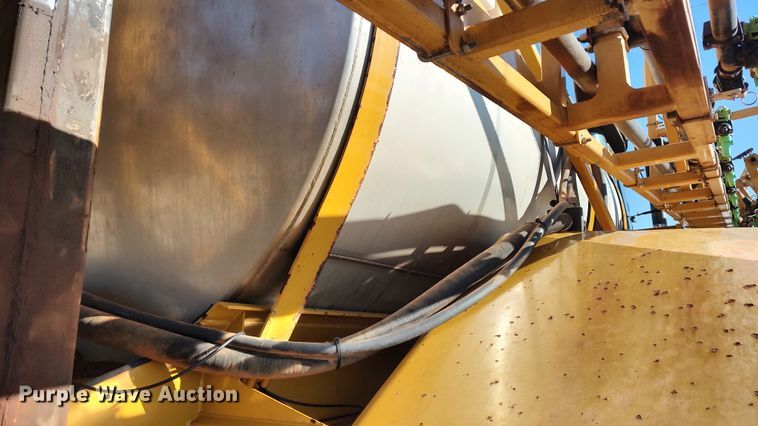 image for item LK9436 2010 Ag-Chem TerraGator 9203  sprayer