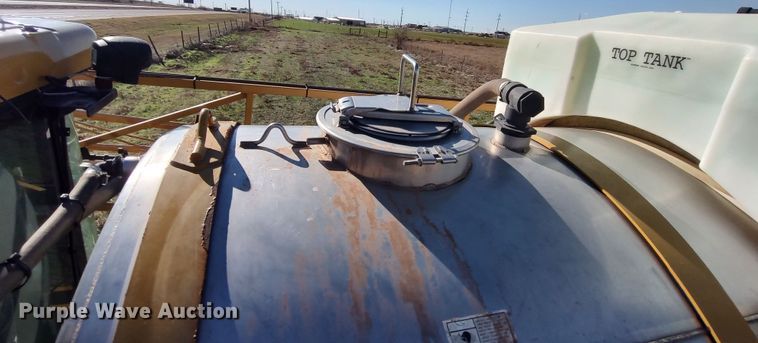 image for item LK9436 2010 Ag-Chem TerraGator 9203  sprayer