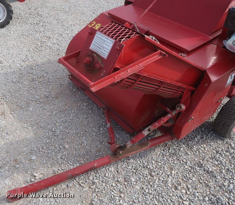 image for item LP9046 2015 Savage 8042  nut harvester