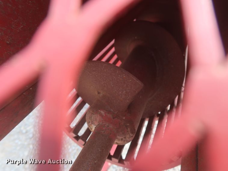 image for item LP9046 2015 Savage 8042  nut harvester