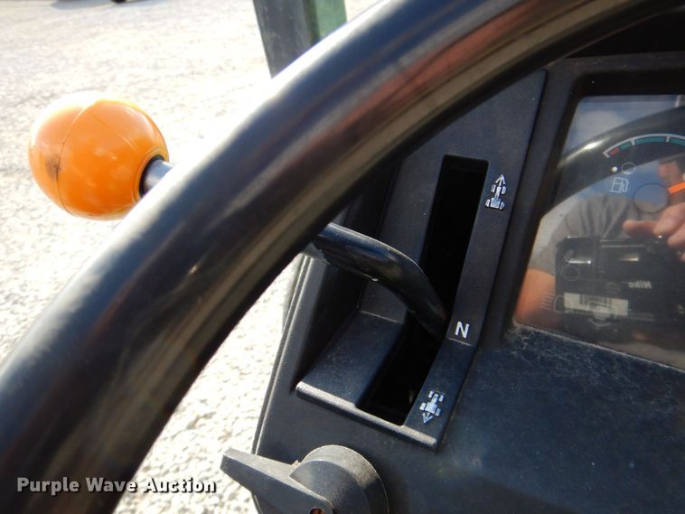 image for item LP9089 1998 John Deere 5510  tractor