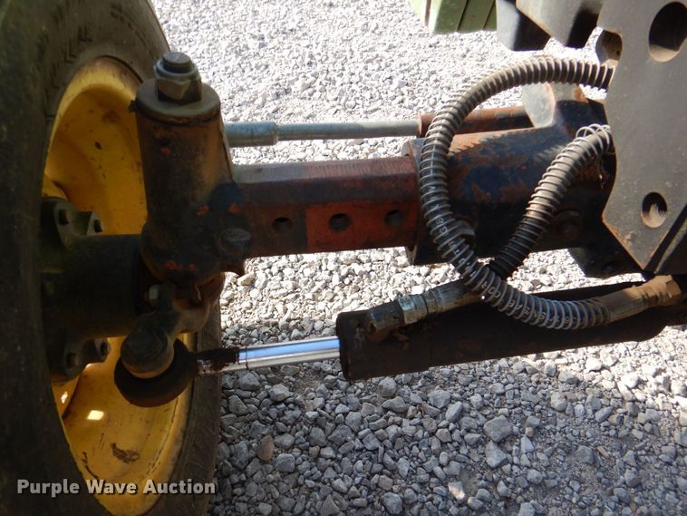 image for item LP9089 1998 John Deere 5510  tractor