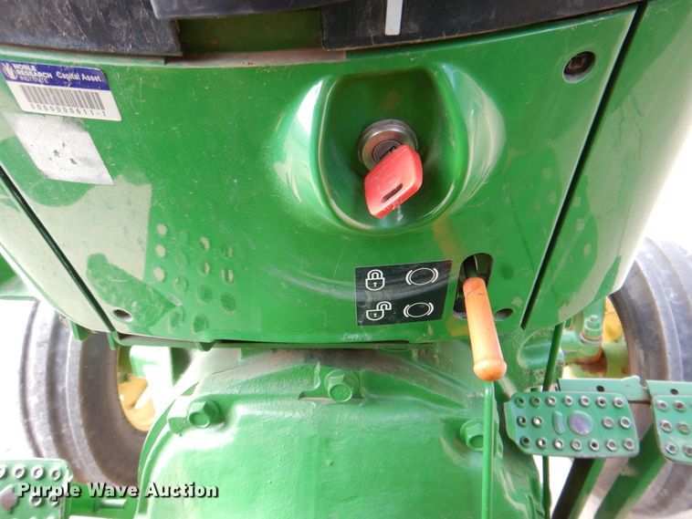 image for item LP9091 2009 John Deere 5045D  tractor