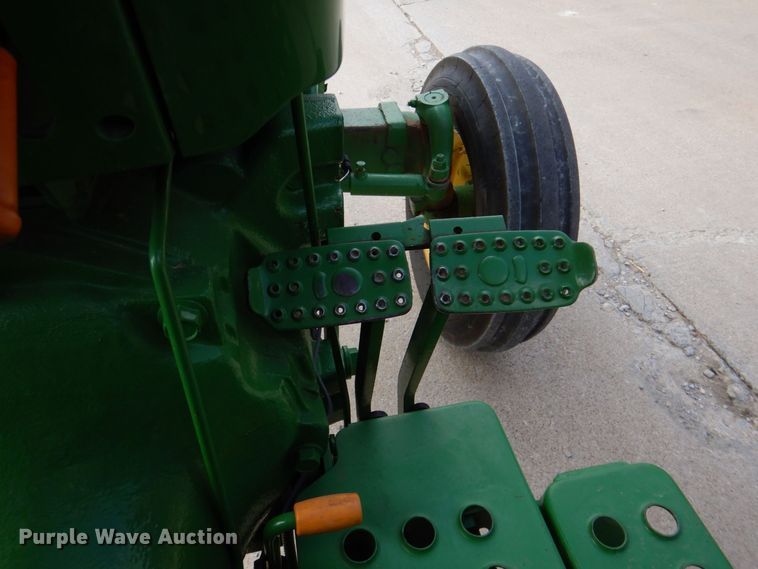 image for item LP9091 2009 John Deere 5045D  tractor