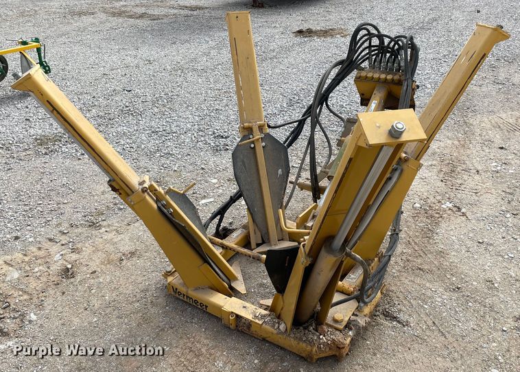 image for item LP9092 2010 Vermeer TS20  tree spade