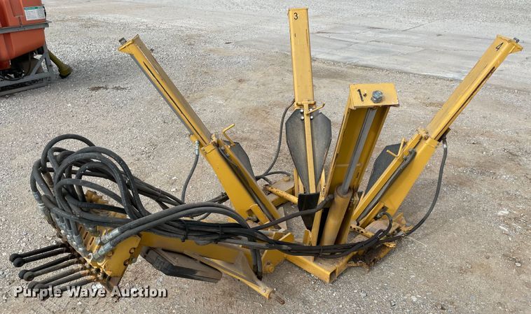 image for item LP9092 2010 Vermeer TS20  tree spade