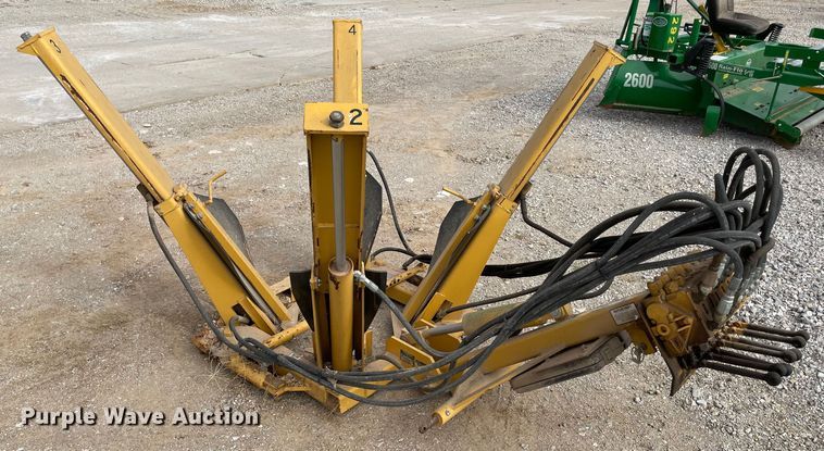 image for item LP9092 2010 Vermeer TS20  tree spade