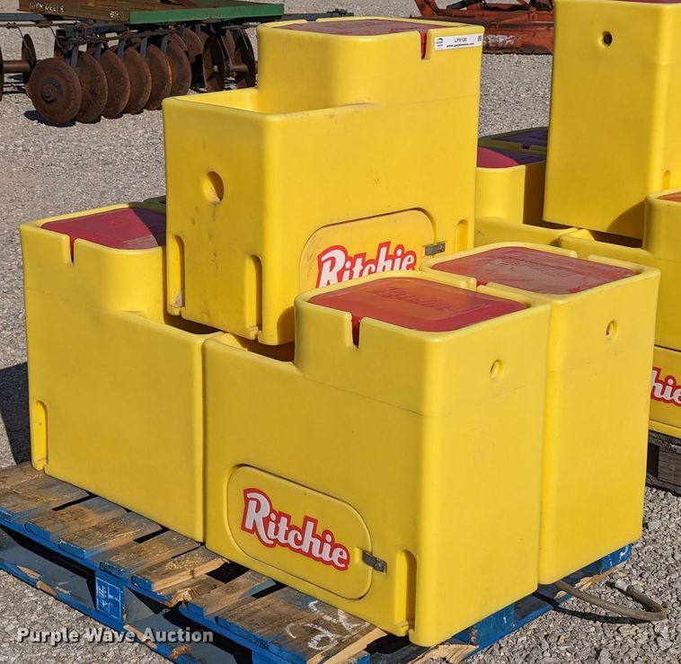 (5) Ritchie WaterMatic 100 insulated watering systems in Ardmore, OK