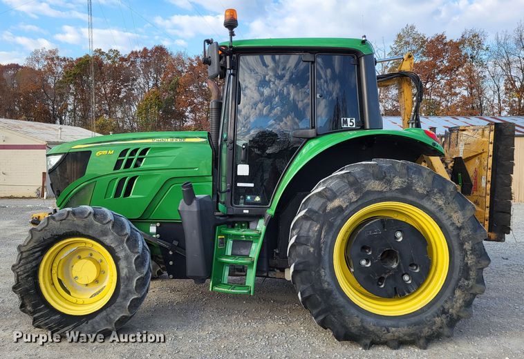 image for item LR9087 2016 John Deere 6115M  MFWD tractor