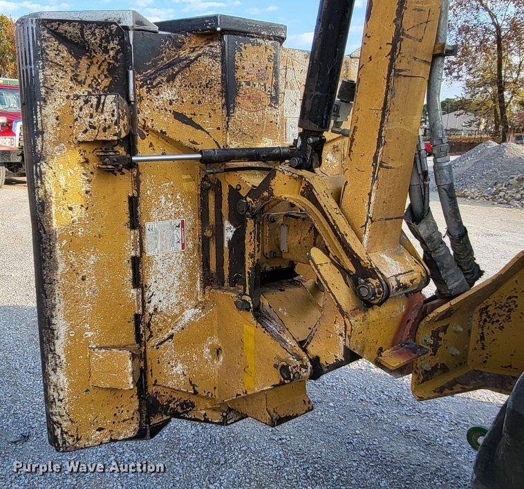 image for item LR9087 2016 John Deere 6115M  MFWD tractor