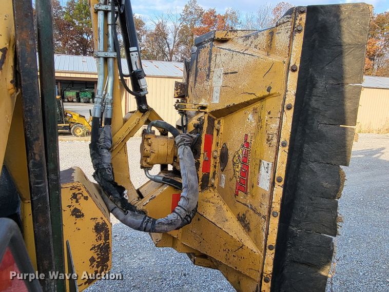 image for item LR9087 2016 John Deere 6115M  MFWD tractor