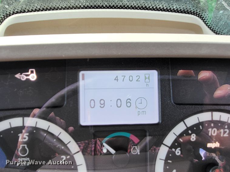 image for item LR9087 2016 John Deere 6115M  MFWD tractor