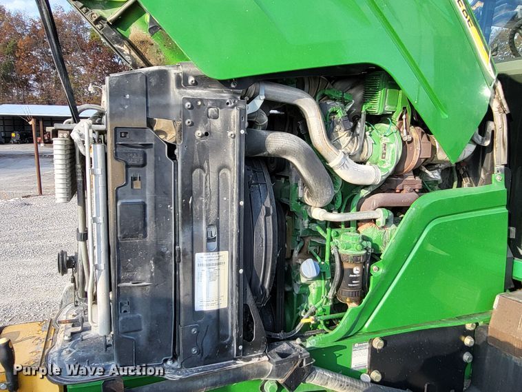 image for item LR9087 2016 John Deere 6115M  MFWD tractor