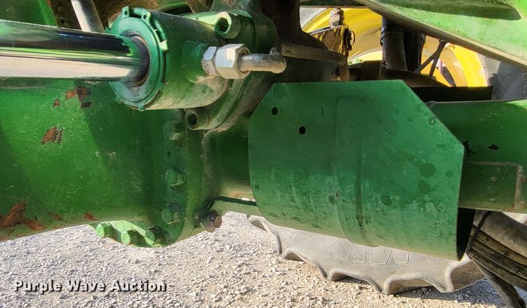 image for item LR9087 2016 John Deere 6115M  MFWD tractor