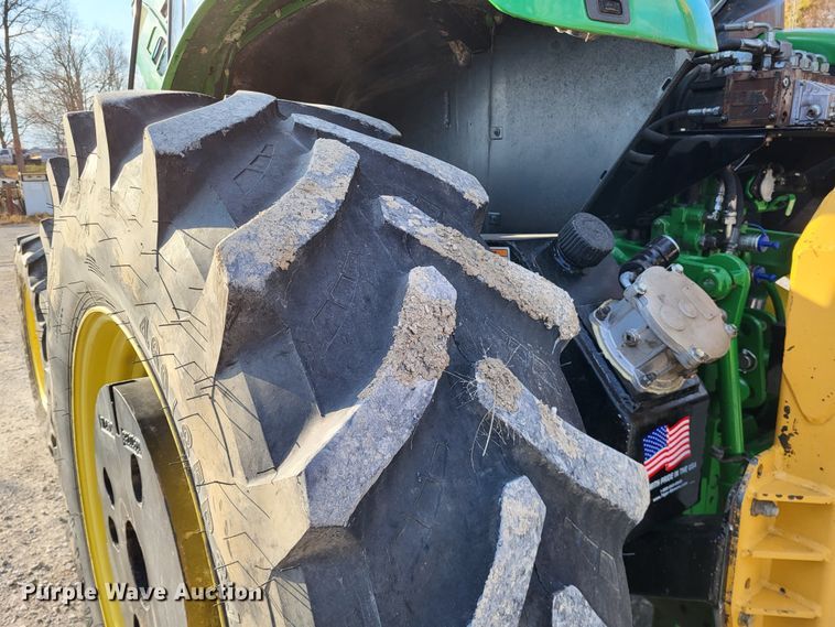 image for item LR9087 2016 John Deere 6115M  MFWD tractor