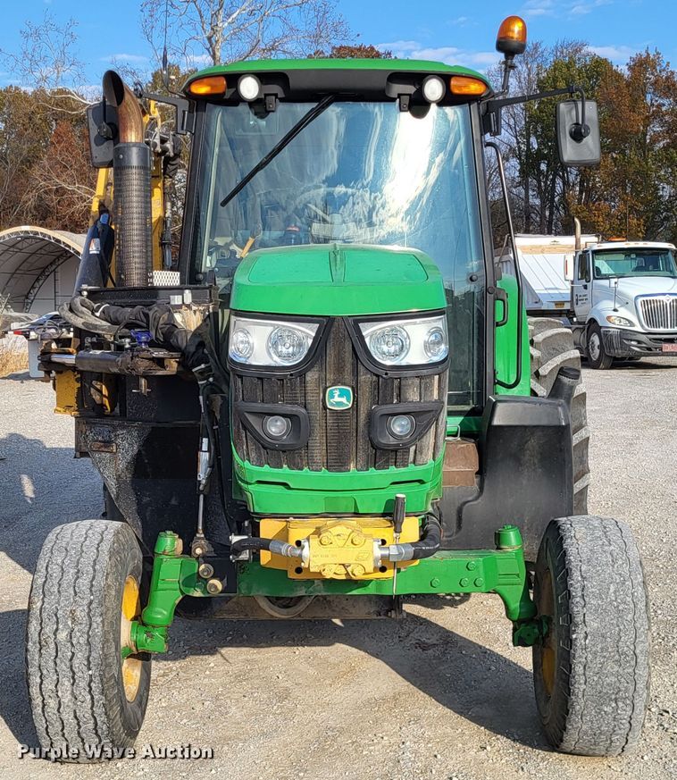image for item LR9088 2014 John Deere 6105M  tractor