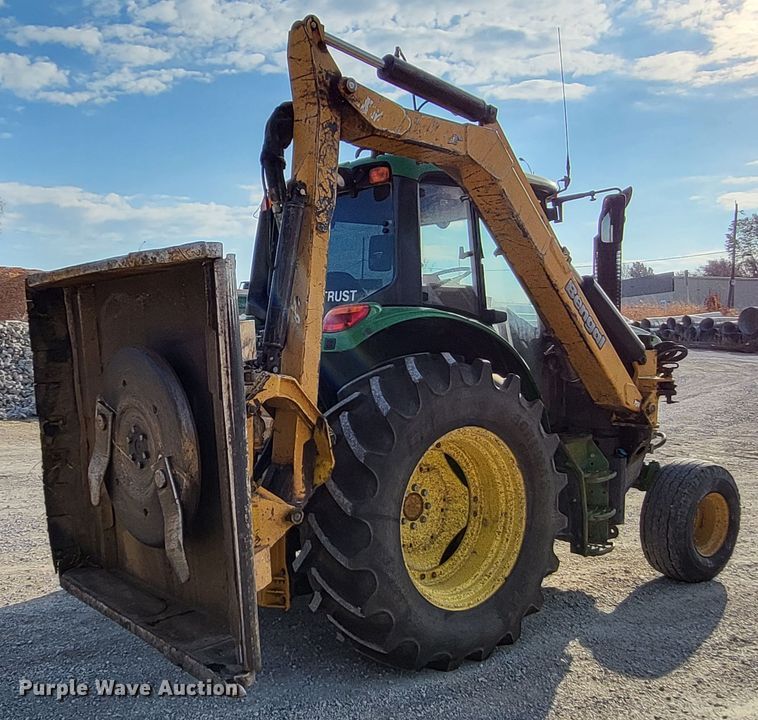 image for item LR9088 2014 John Deere 6105M  tractor