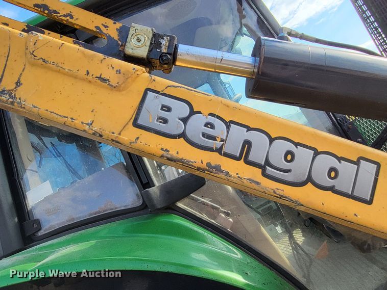 image for item LR9088 2014 John Deere 6105M  tractor