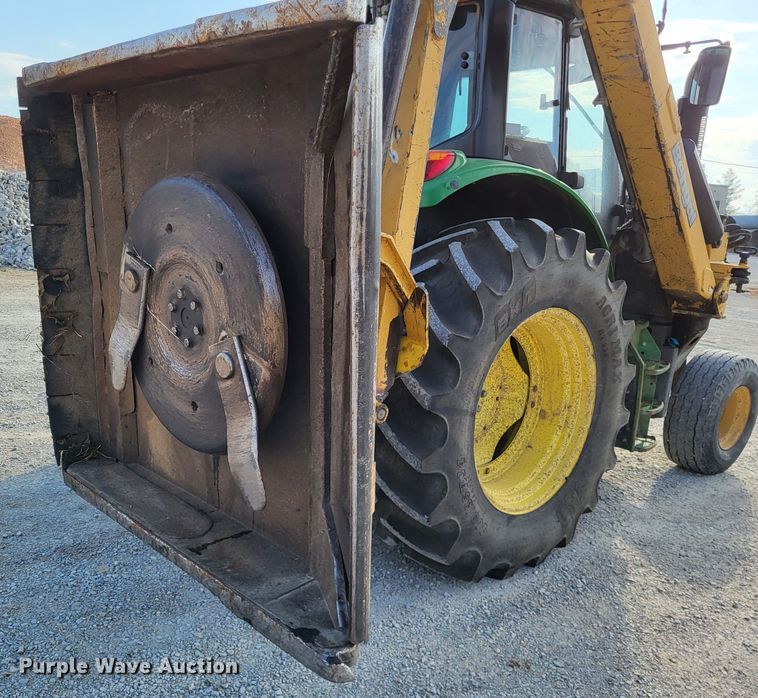 image for item LR9088 2014 John Deere 6105M  tractor