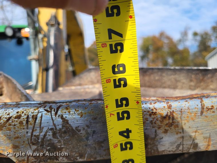 image for item LR9088 2014 John Deere 6105M  tractor