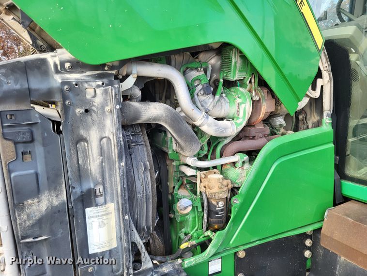 image for item LR9088 2014 John Deere 6105M  tractor