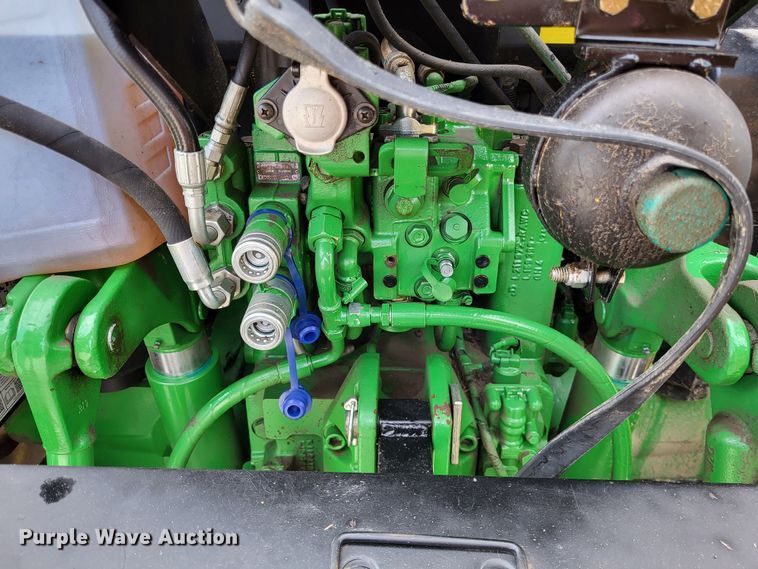 image for item LR9088 2014 John Deere 6105M  tractor