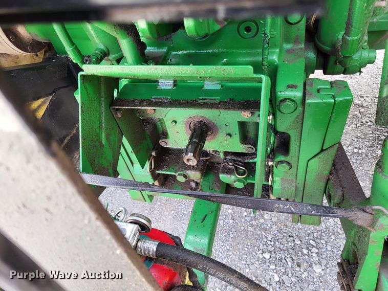 image for item LR9088 2014 John Deere 6105M  tractor