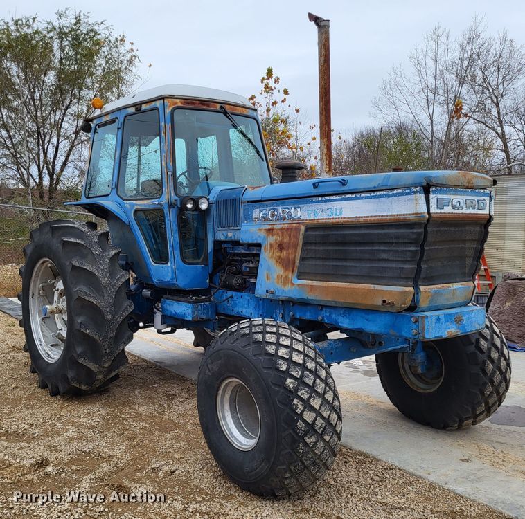 image for item LR9091 1979 Ford TW-30  tractor