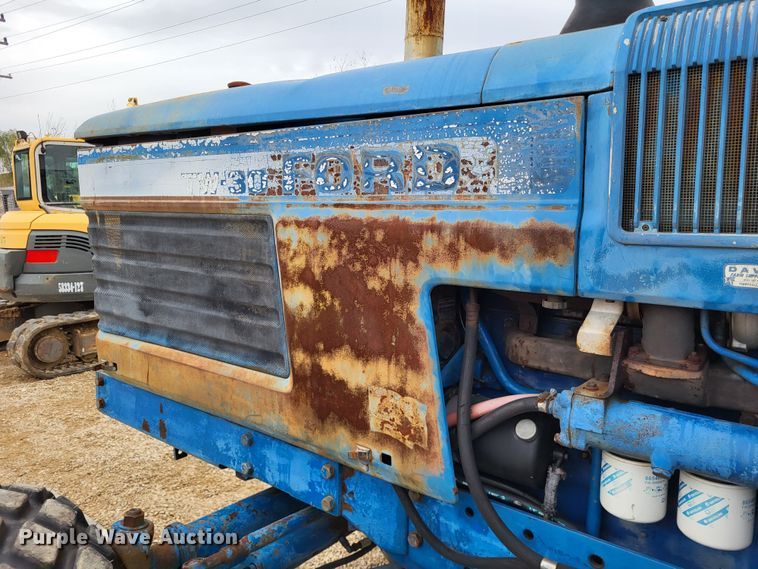 image for item LR9091 1979 Ford TW-30  tractor