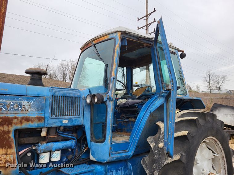 image for item LR9091 1979 Ford TW-30  tractor