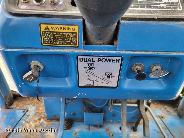 image for item LR9091 1979 Ford TW-30  tractor