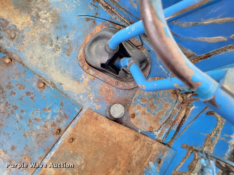 image for item LR9091 1979 Ford TW-30  tractor