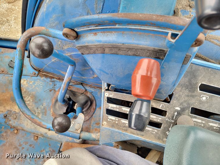 image for item LR9091 1979 Ford TW-30  tractor