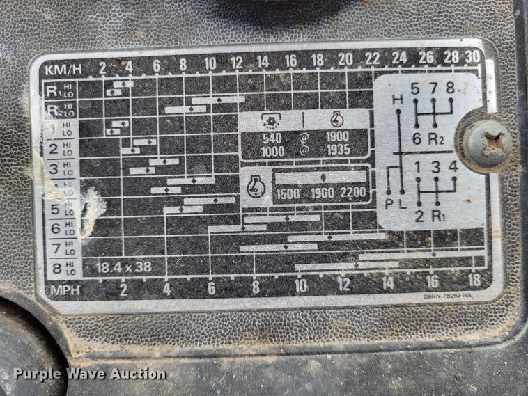 image for item LR9091 1979 Ford TW-30  tractor