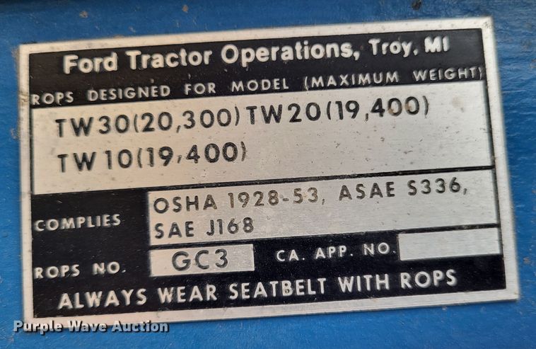 image for item LR9091 1979 Ford TW-30  tractor