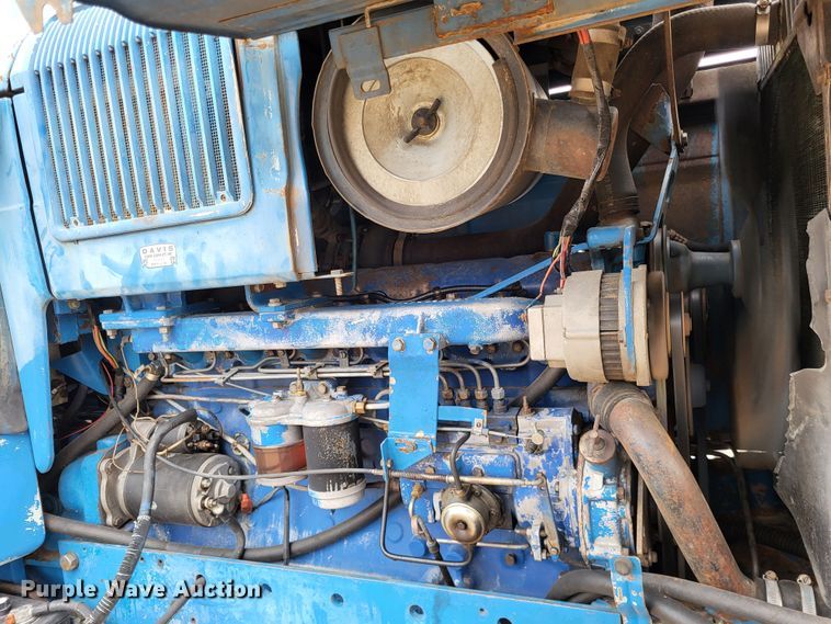 image for item LR9091 1979 Ford TW-30  tractor