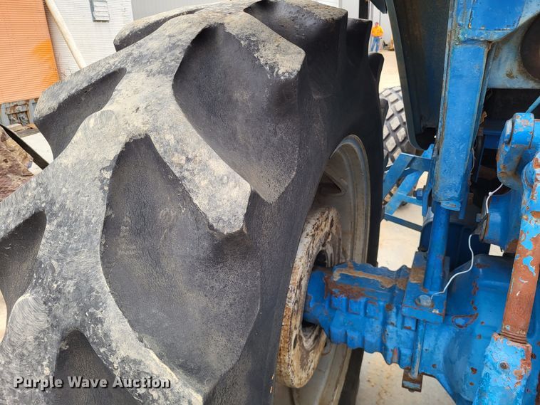image for item LR9091 1979 Ford TW-30  tractor