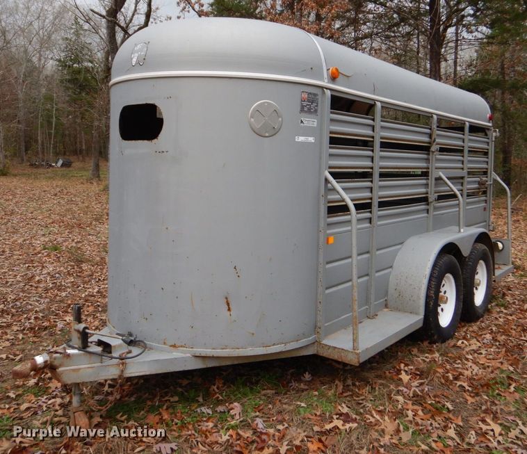 image for item LT9020 2002 WW  livestock trailer